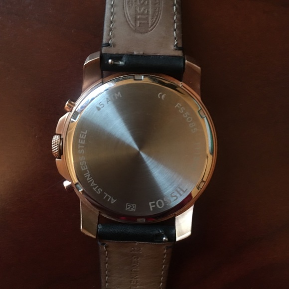 Fossil Rose Gold Mens Watch - Picture 3 of 4